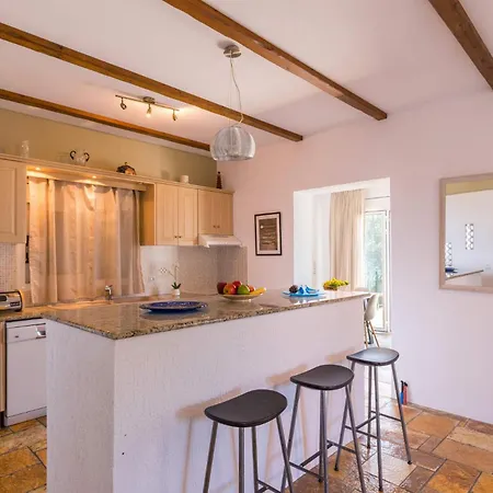 Villa Cassandra Fiskardo By Vingli