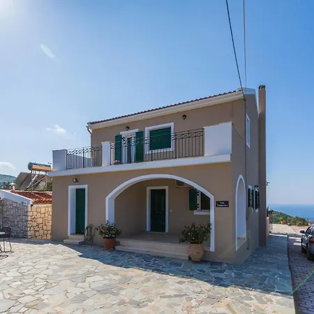 Cassandra Fiskardo By Vilă *